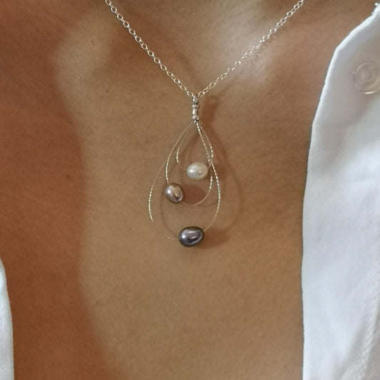 Galaxy Necklace – Three Pearls on Silver Loops