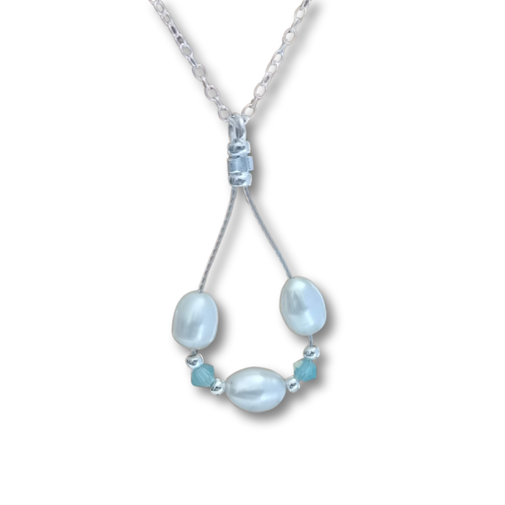 The Drop – Triple Pearl Pendant with Crystals