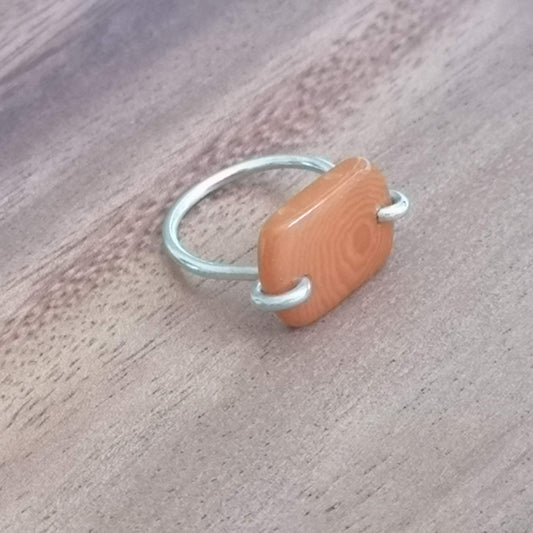 Silk Setting Plaquet Ring – Minimalist Vegetable Ivory Ring