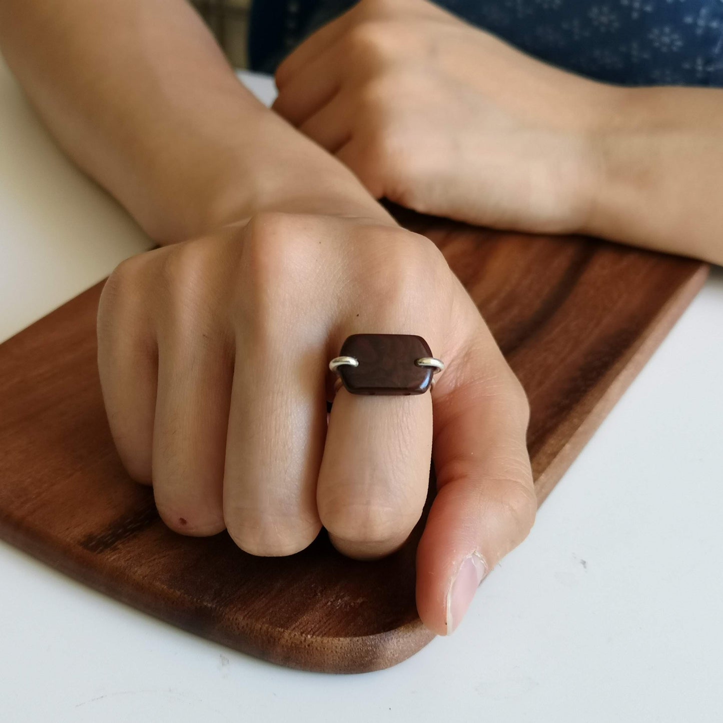 Silk Setting Plaquet Ring – Minimalist Vegetable Ivory Ring