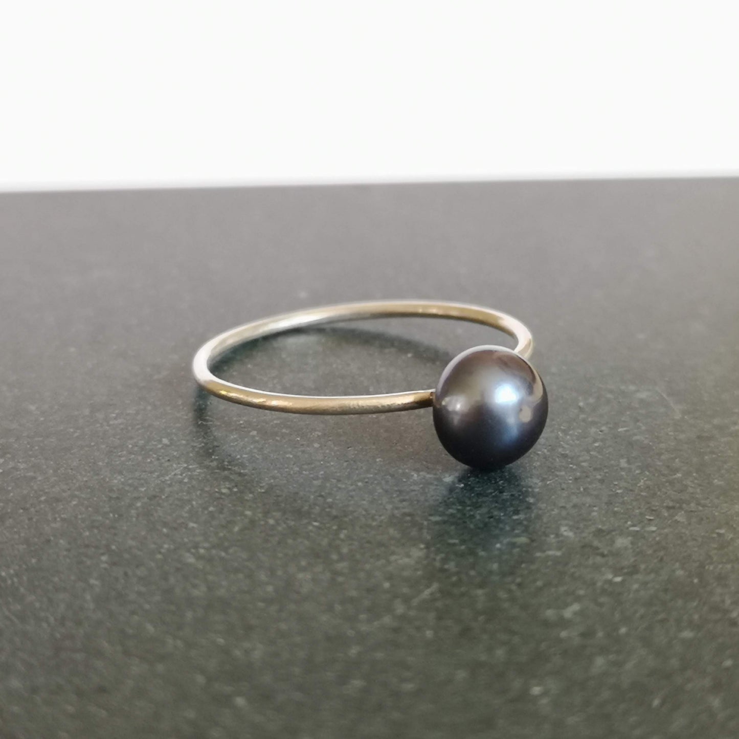 Solitaire Ring – Sterling Silver with Mabe Pearl