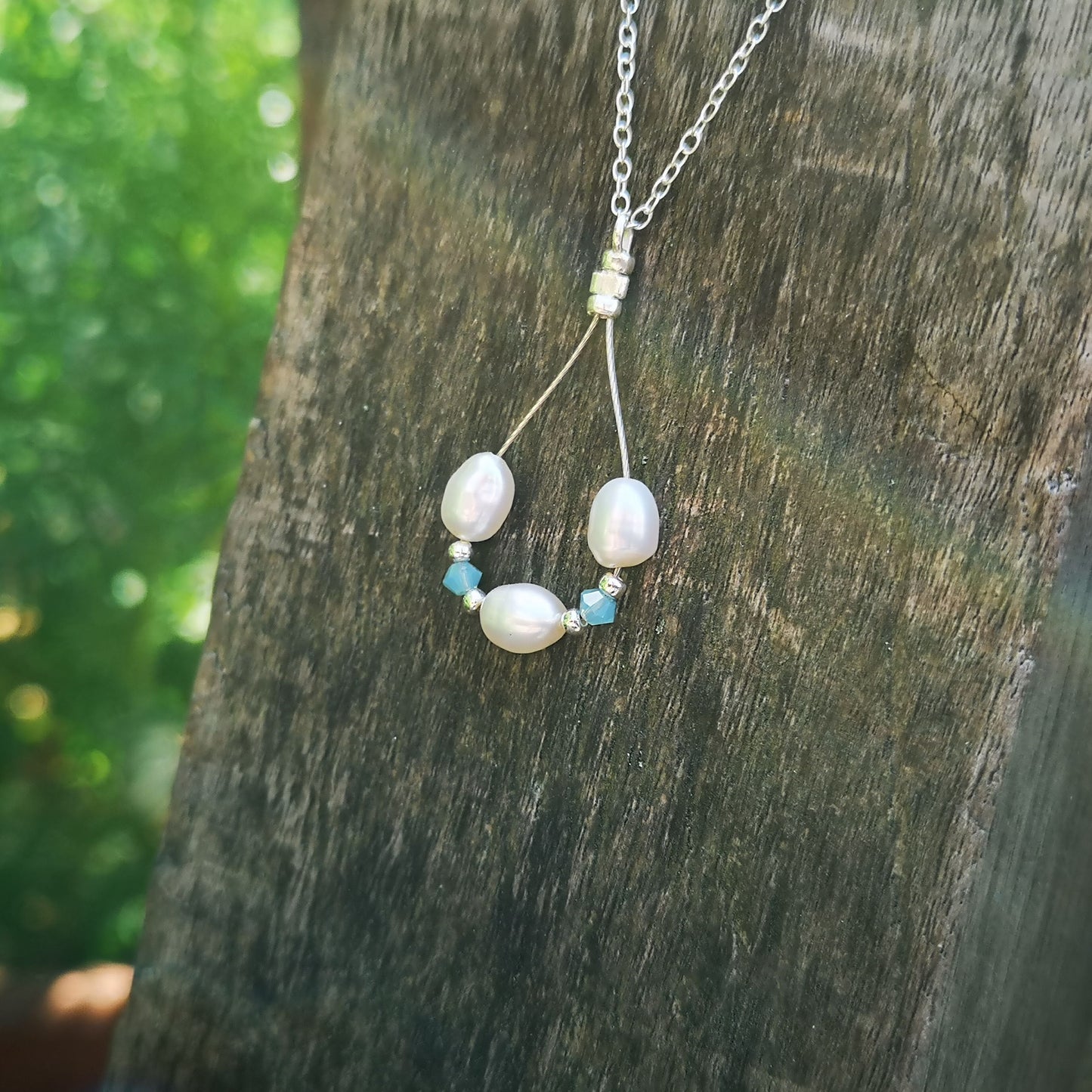 The Drop – Triple Pearl Pendant with Crystals