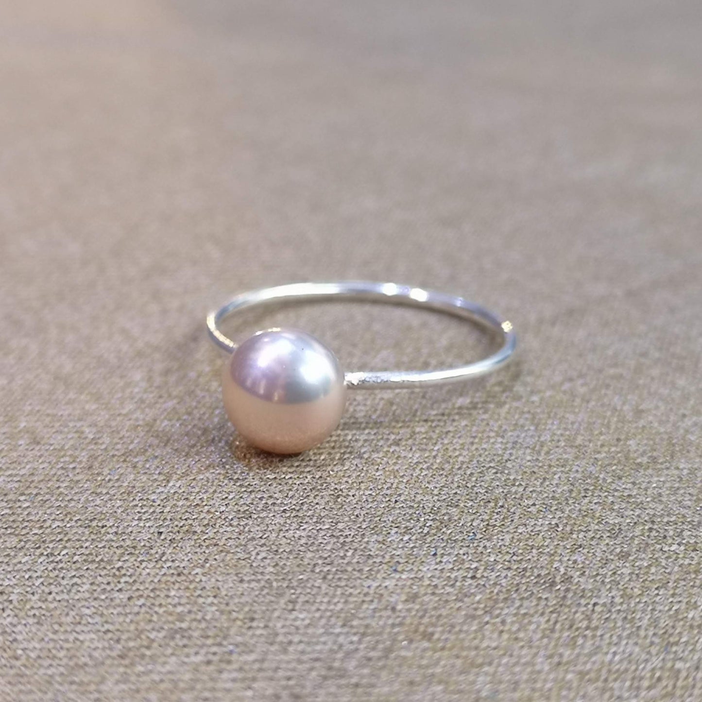 Solitaire Ring – Sterling Silver with Mabe Pearl
