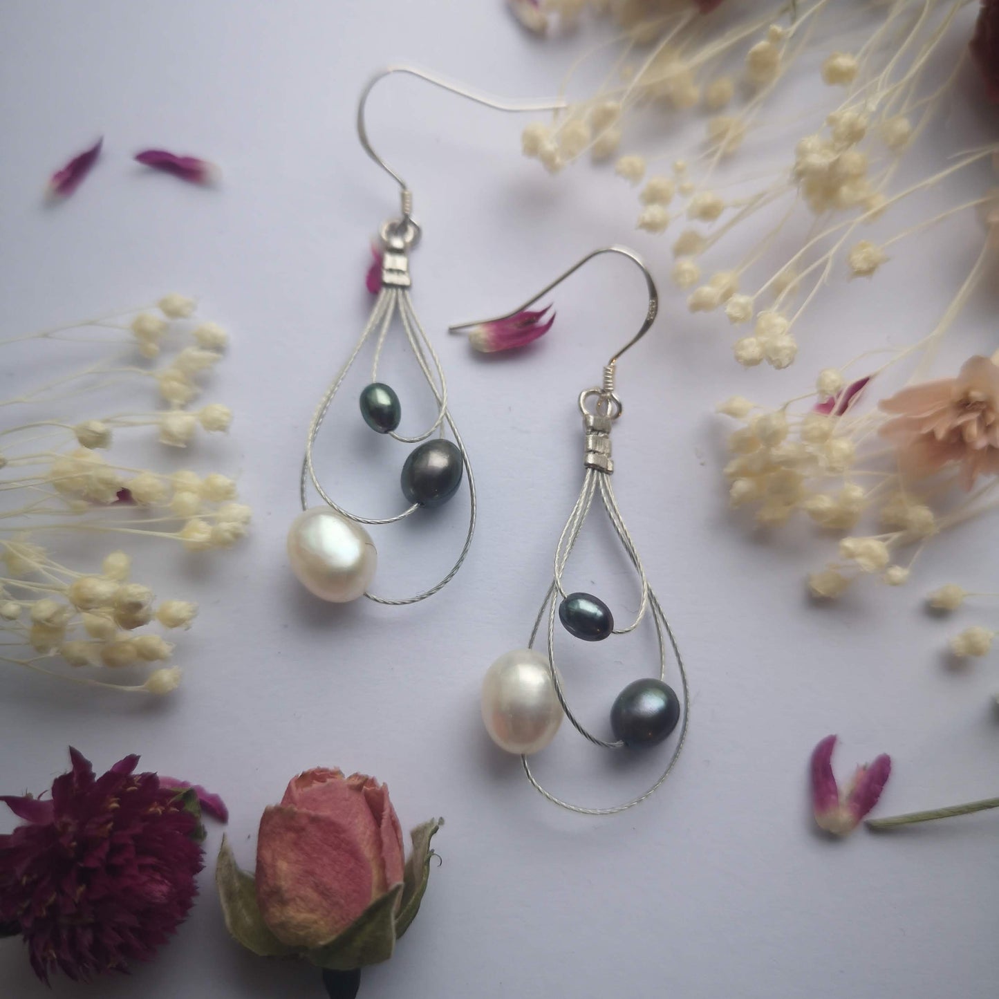 Galaxy Earrings – Three Pearls on Silver Loops