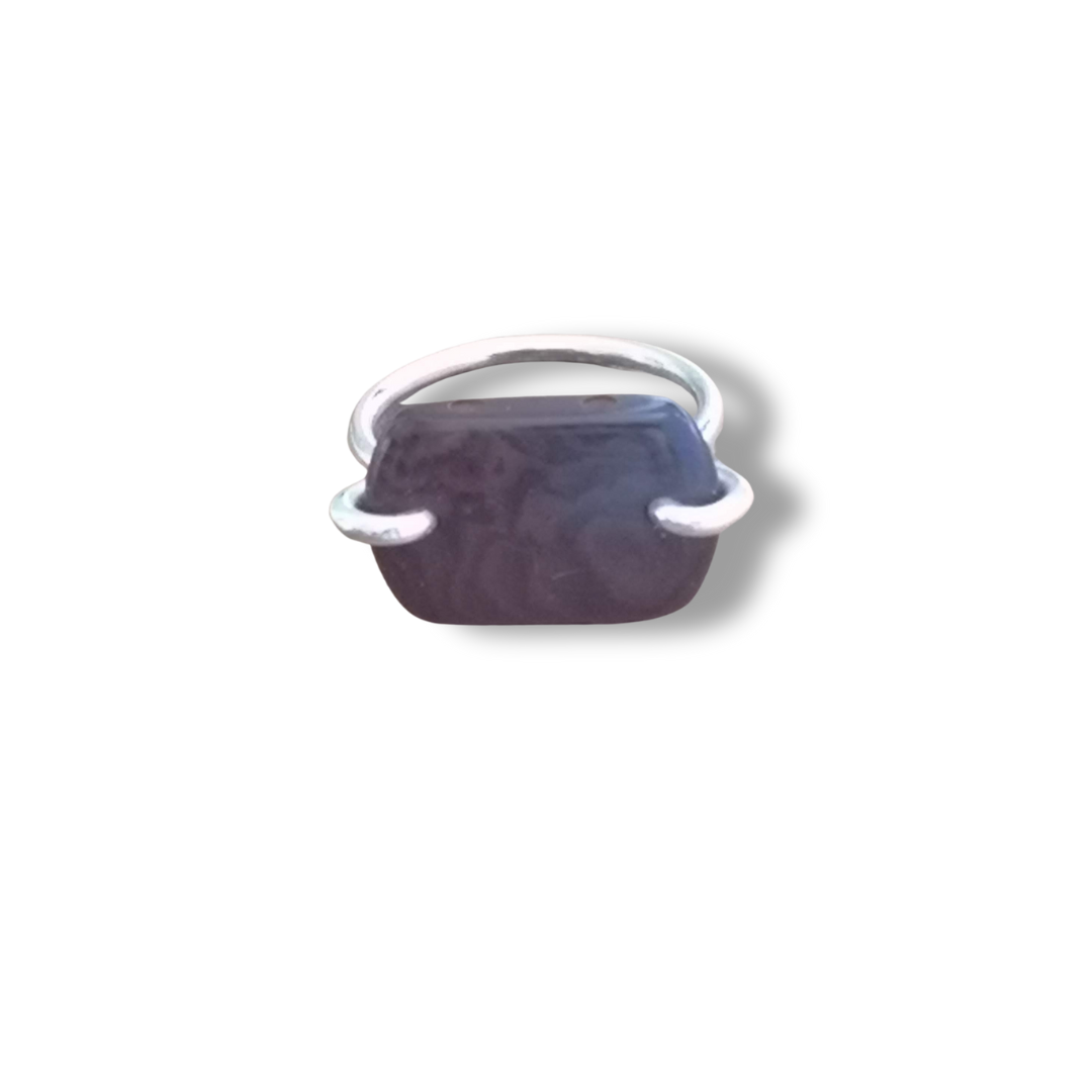 Silk Setting Plaquet Ring – Minimalist Vegetable Ivory Ring