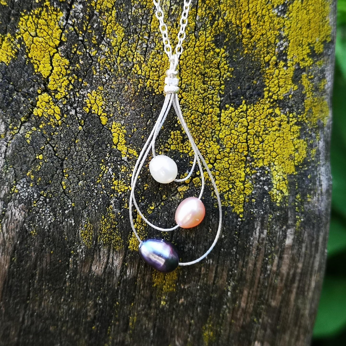 Galaxy Necklace – Three Pearls on Silver Loops