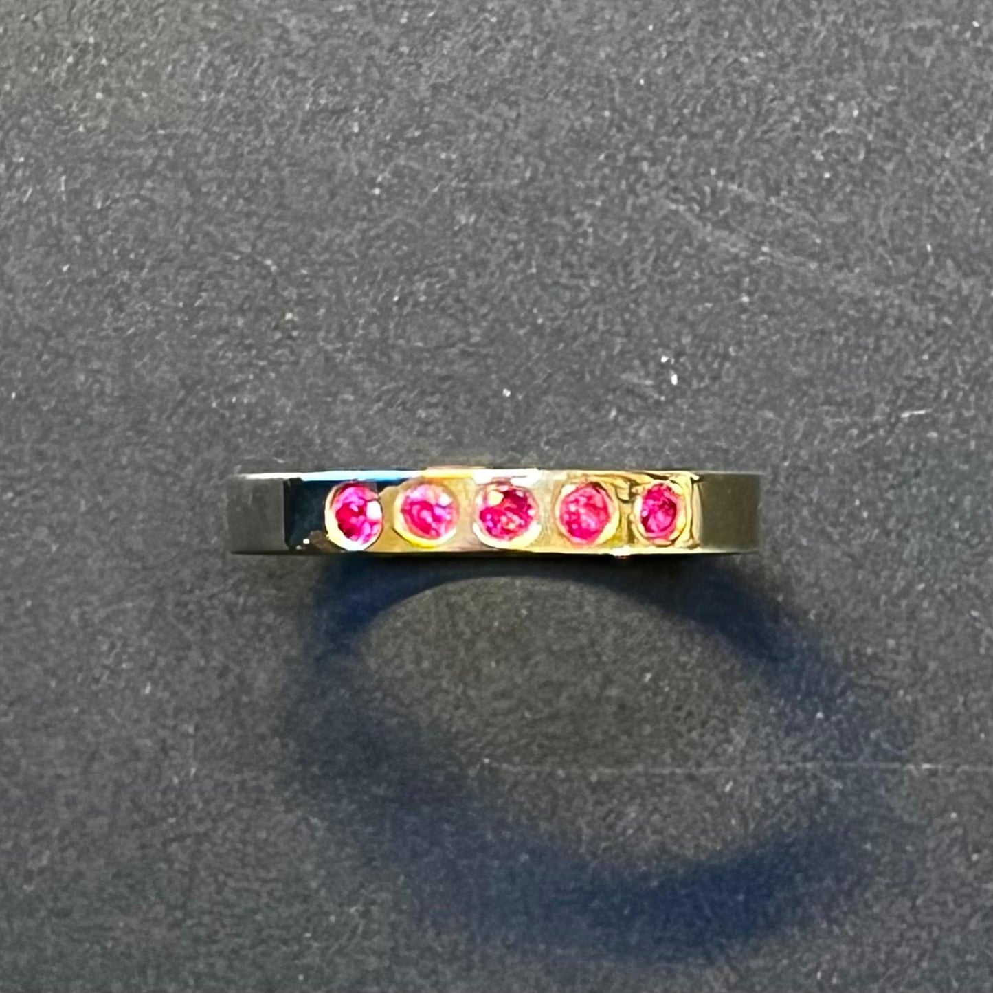 Brilliance Ring with Pink Sapphires in 9ct Yellow Gold